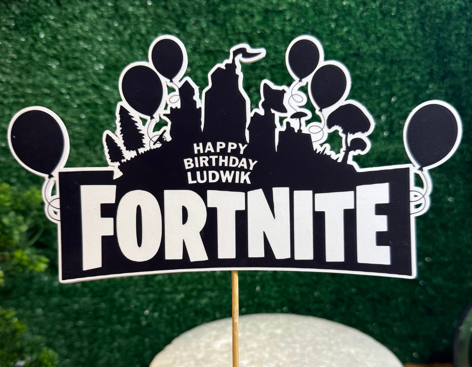 Custom Fortnite Cake Topper - Image 2