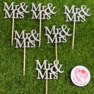 Mr and Mrs cupcake topper (12 pcs)